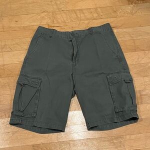 Men's Cargo Shorts in Dark Gray